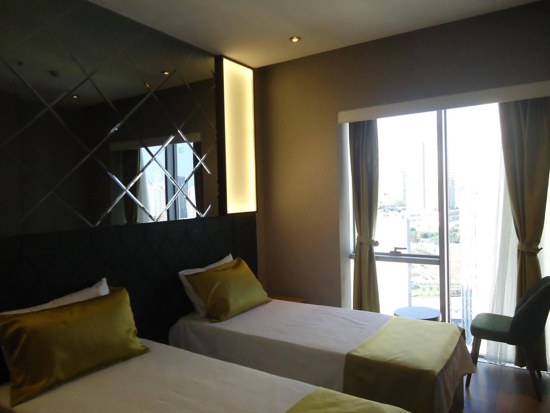 Atacity Hotel Istanbul Exteriör bild